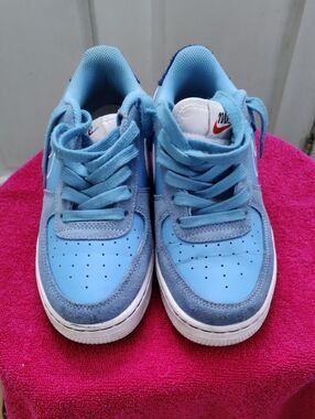 Nike Kids Sky Blue Low-Top Sneakers